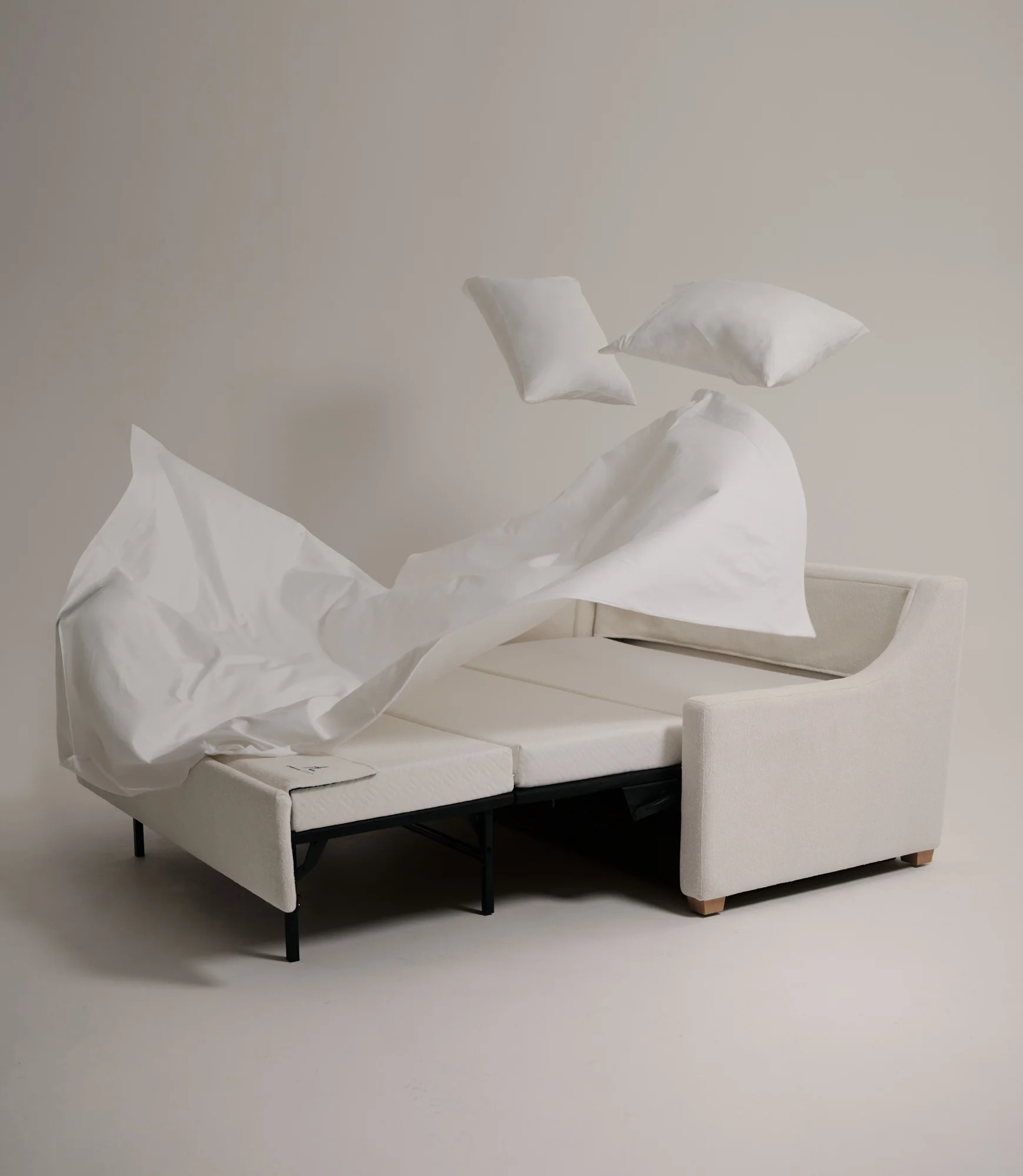 American Leather Silver Sleeper Sheet Set - Image 7