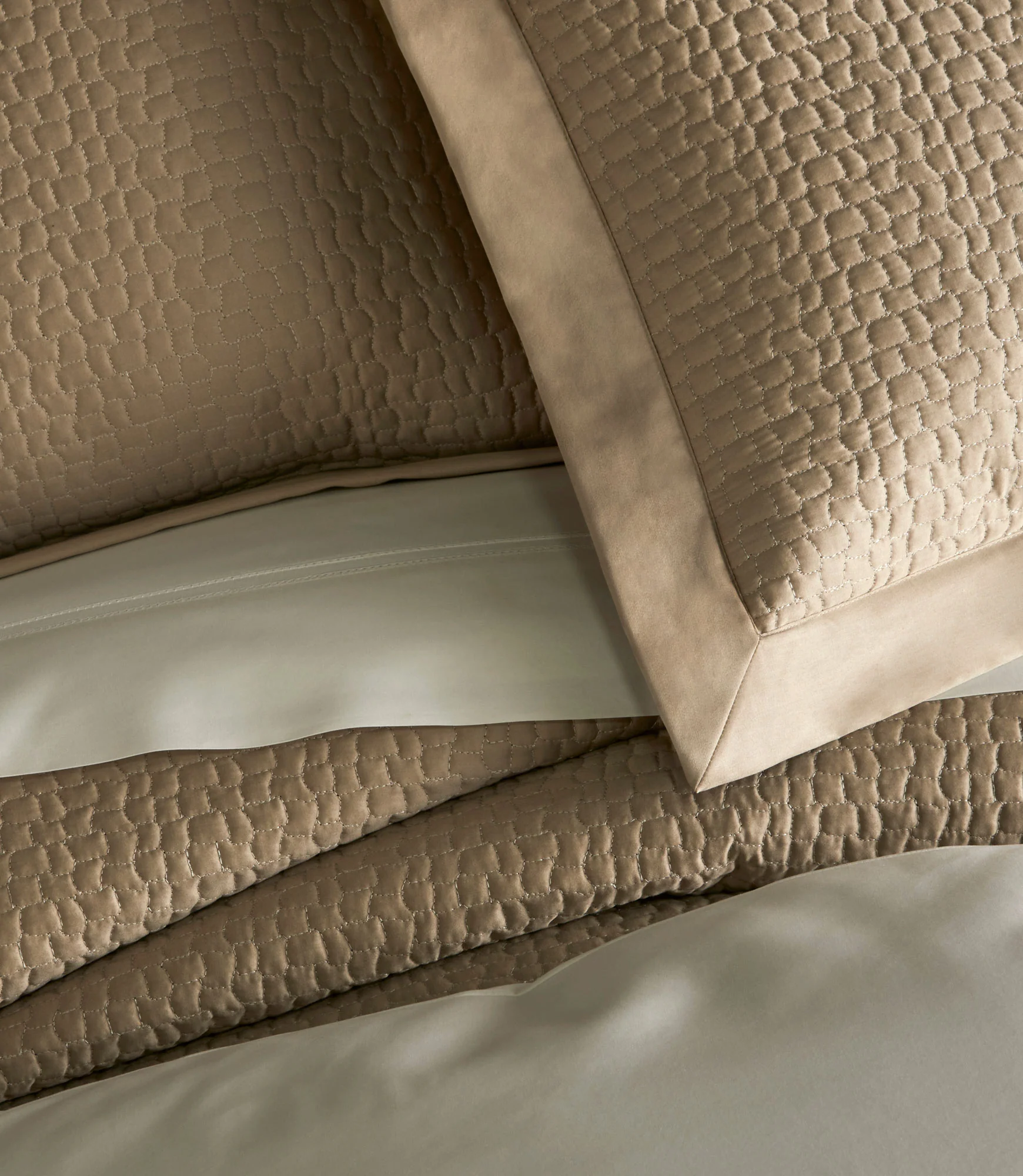 Hamilton Quilted Coverlet - Image 6