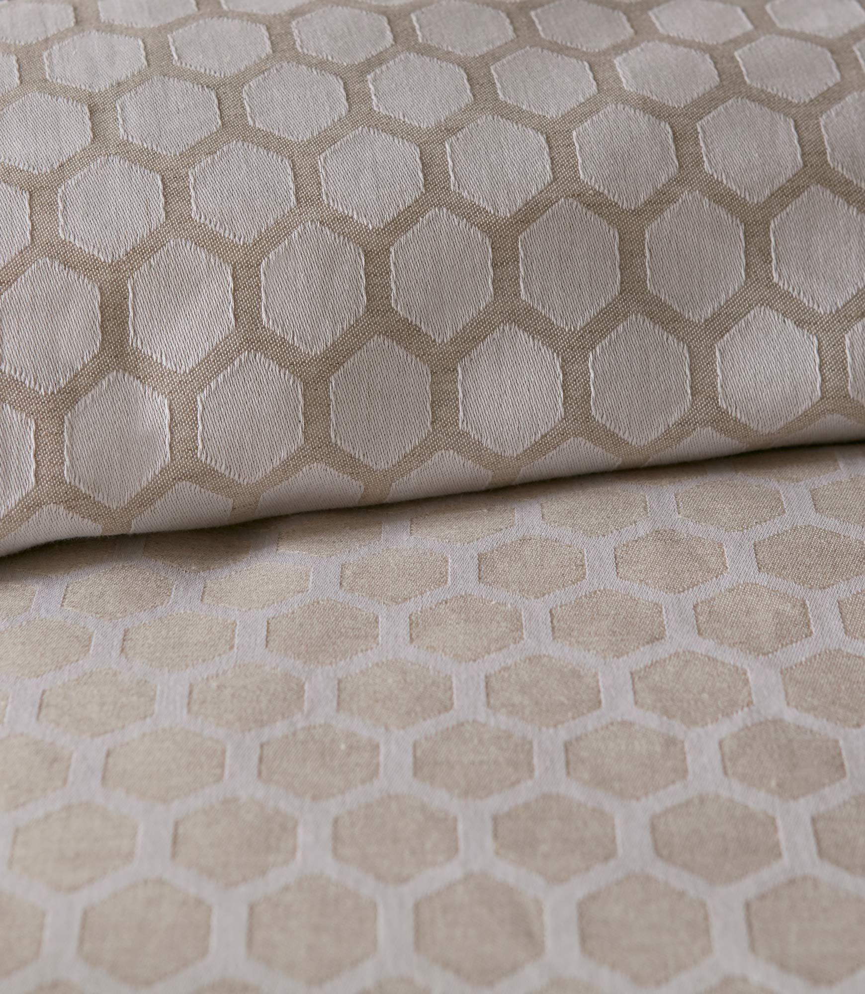 Honeycomb Reversible Duvet Cover - Image 3