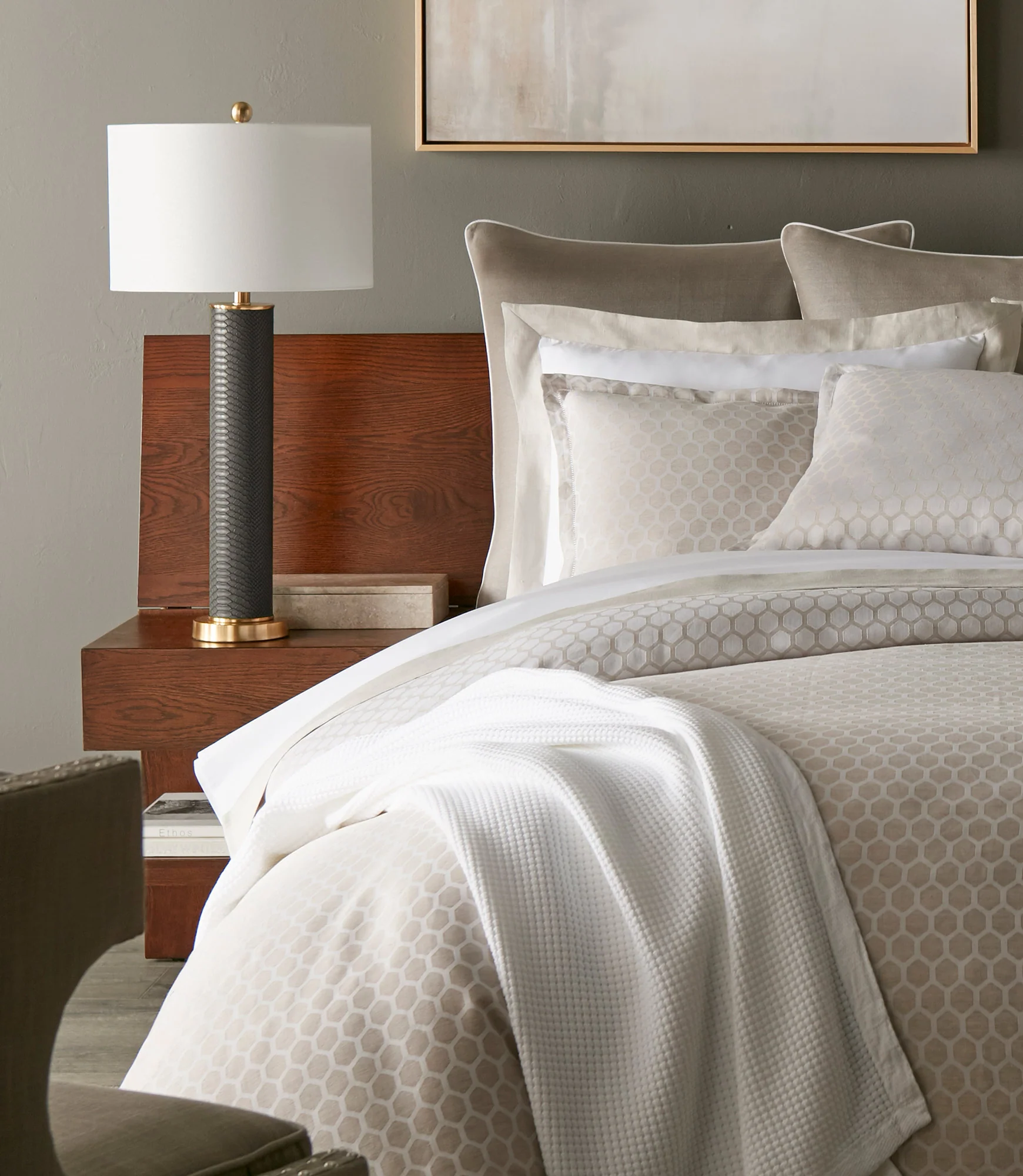 Honeycomb Reversible Duvet Cover - Image 4