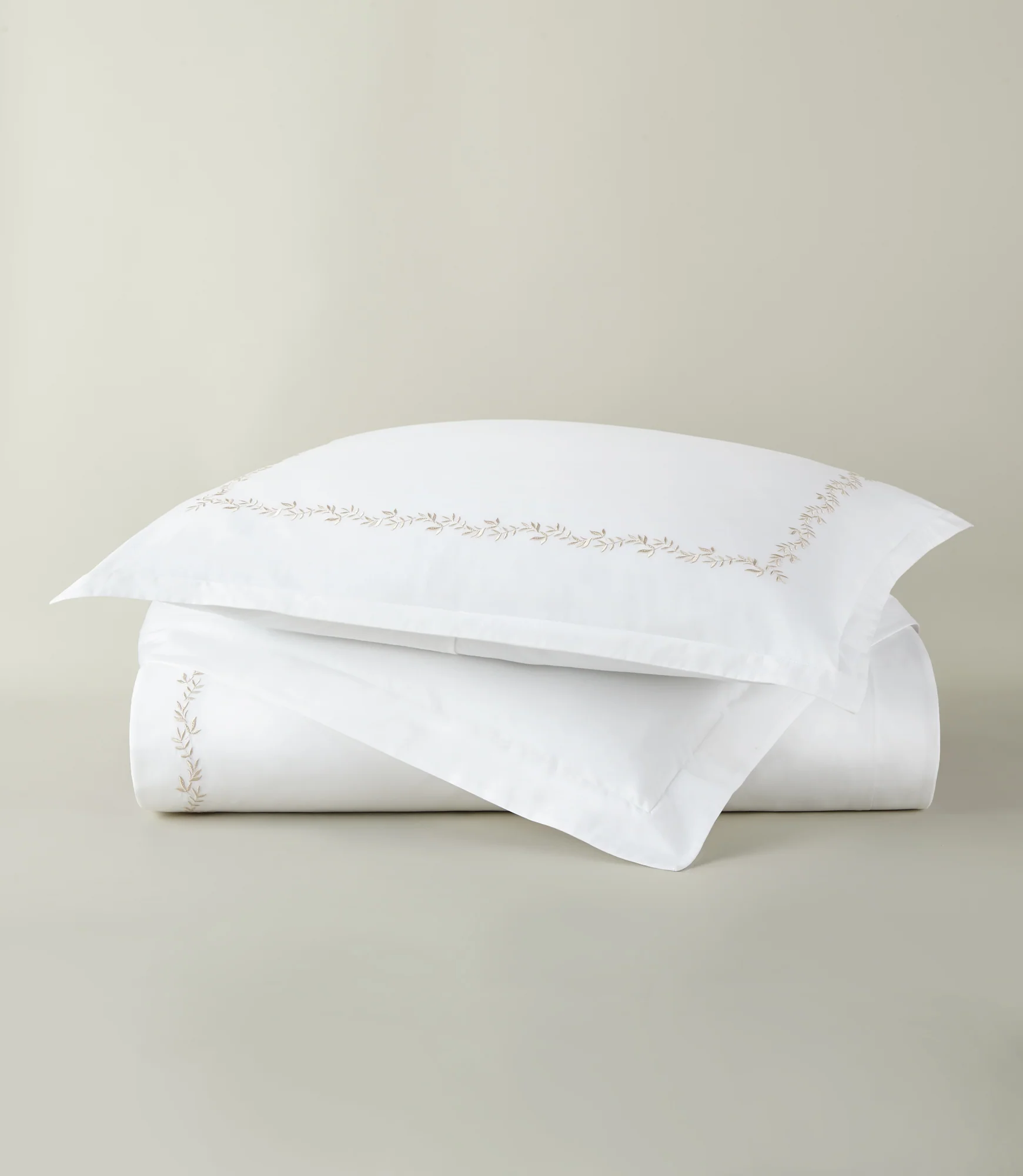 Ivy Classic Embroidered Duvet Set