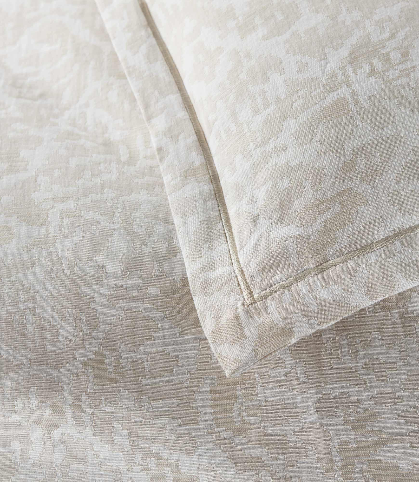 Ravenna Jacquard Duvet Cover - Image 3